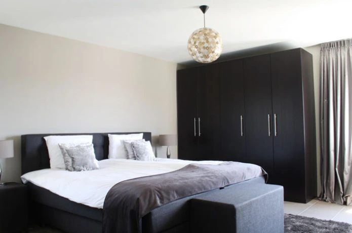 Comfortabele slaapkamer in luxe vakantievilla in Moraira